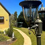 Mit Garten- Grill Und Terrasse By Interhome